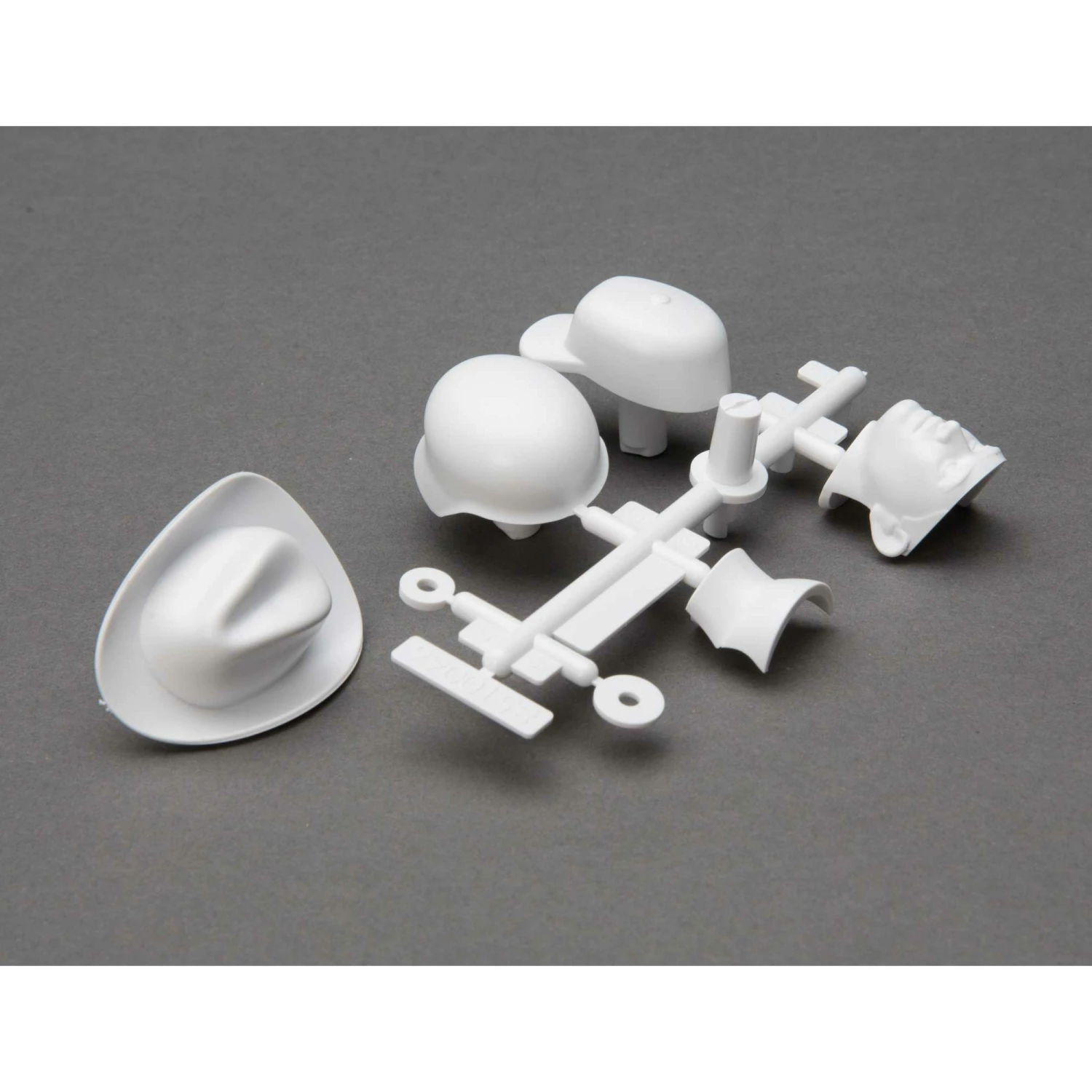 Axial Drivers Head and Hat Set (White) for Parts
